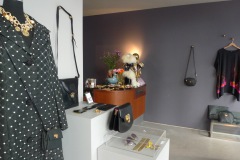 Garments Vintage - Schwarzer Mantel mit Punktmuster