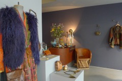 Garments Vintage - Lila Weste und Ethno-Kleid